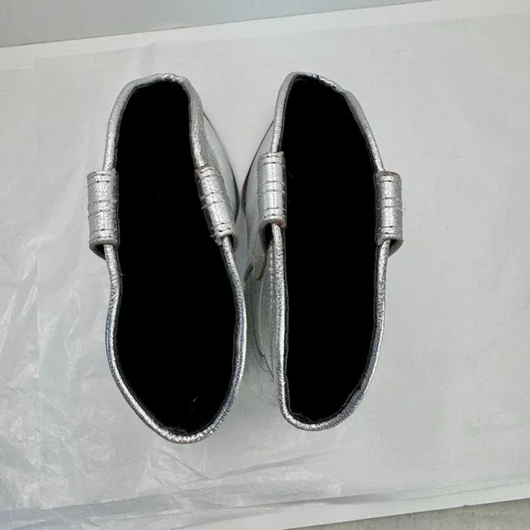 Dolce Vita Angel Silver Boots Women 7 Kitten Heels - Picture 5 of 10